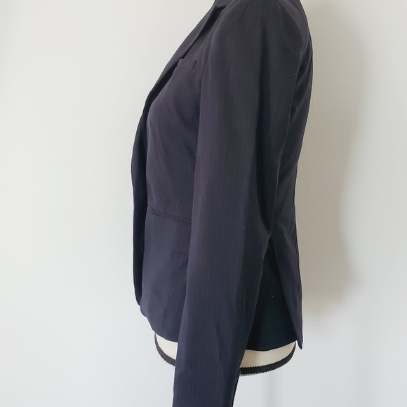 Banana Republic navy pinstripe blazer - Picture 4 of 8